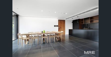 Luxe living in Southbank - Photo 3