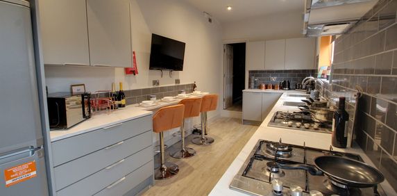 1 bed house share to rent in Bramley Road, Leicester, LE3 - Photo 2
