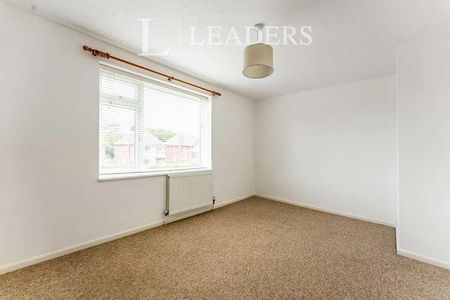 St. Winefrides Road, BN17 - Photo 2