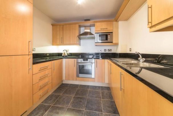 1 Bedroom Flat To Let - Photo 1