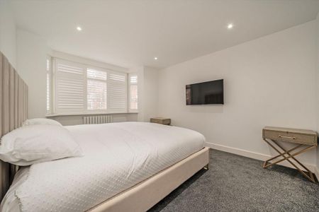 3 bedroom terraced house to rent - Photo 4