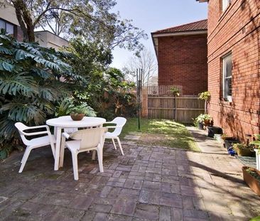 2/150 Ernest Street, Crows Nest, NSW 2065 - Photo 6