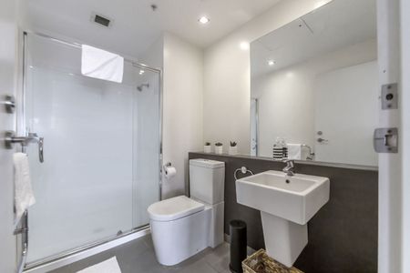 City Fringe - Fully Furnished with Panoramic Views - Photo 3