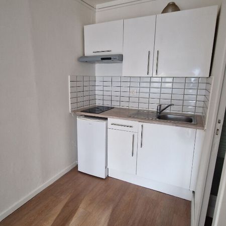 Location Appartement 1 pièce 21m² ROUEN 76000 - Photo 3