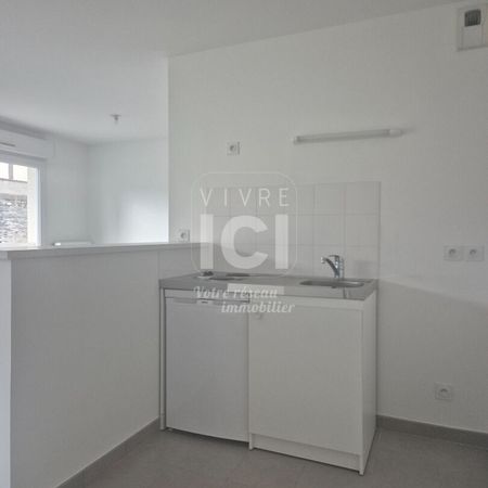 Location Appartement 1 pièce 30m² - Photo 3