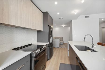 Montréal (Saint-Laurent) (Nouveau Saint-Laurent/Bois-Franc) - Photo 5