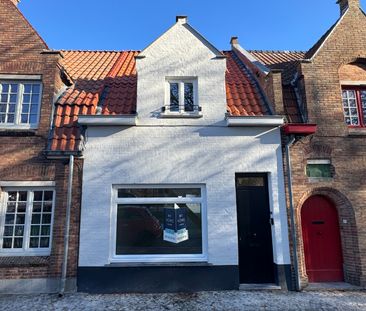 Te huur: volledig gerenoveerde, lichtrijke woning aan het water - Foto 5