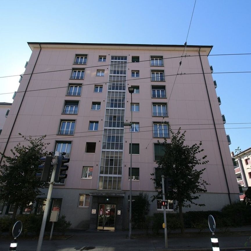 Appartement lumineux et fonctionnel avec balcon - Photo 2