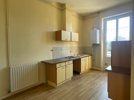 Location Appartement 2 pièces 67m² RIVES 38140 - Photo 5