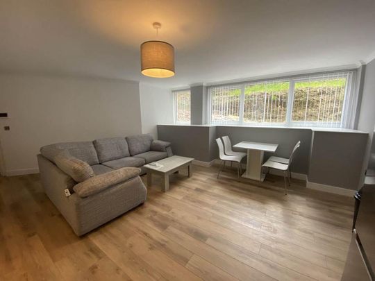 2 bedroom flat to rent - Photo 1