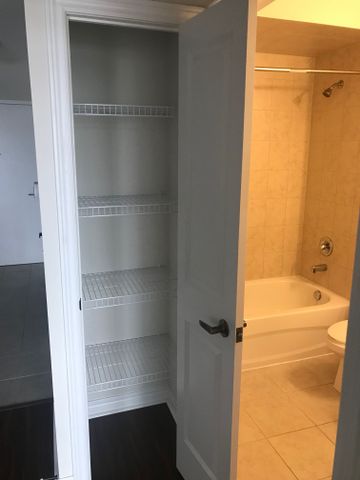 For Lease - 7325 Markham Road Unit# 405, Markham, Ontario - Photo 3