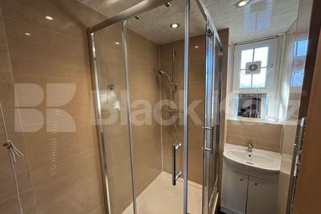 3 Bedroom, 1 bath, 0 reception Apartment - Photo 5