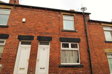 Dearne Street, Darton, Barnsley, S75 - Photo 2