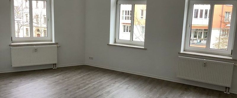 Frisch sanierte 2R-Wohnung mit Badewanne UND Dusche sowie Fußbodenheizung im Bad - Foto 1