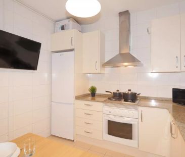 Room in a shared 5-bedroom apartment for rent in El Gòtic, professi... - Foto 6