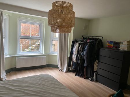 2 Bed Flat, Durley Road, N16 - Photo 2