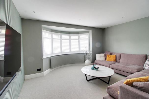 4 bedroom detached house to rent - Photo 1