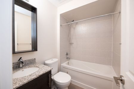 For Lease - 319 South Park Road, Markham, Ontario - Photo 2