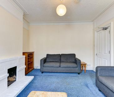 6 bedroom house to rent - Photo 1