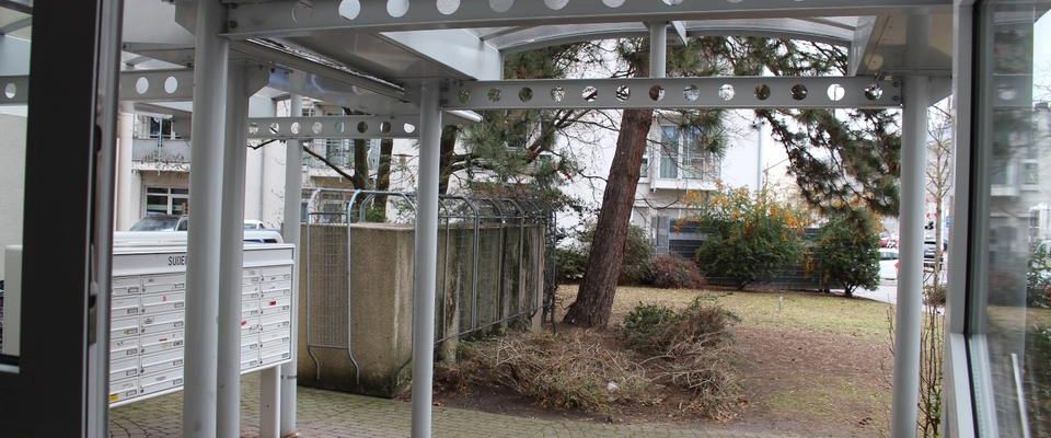 Voll möbliertes 1 Zimmer Apartment 34 qm, Balkon und Einbauküche - Foto 1