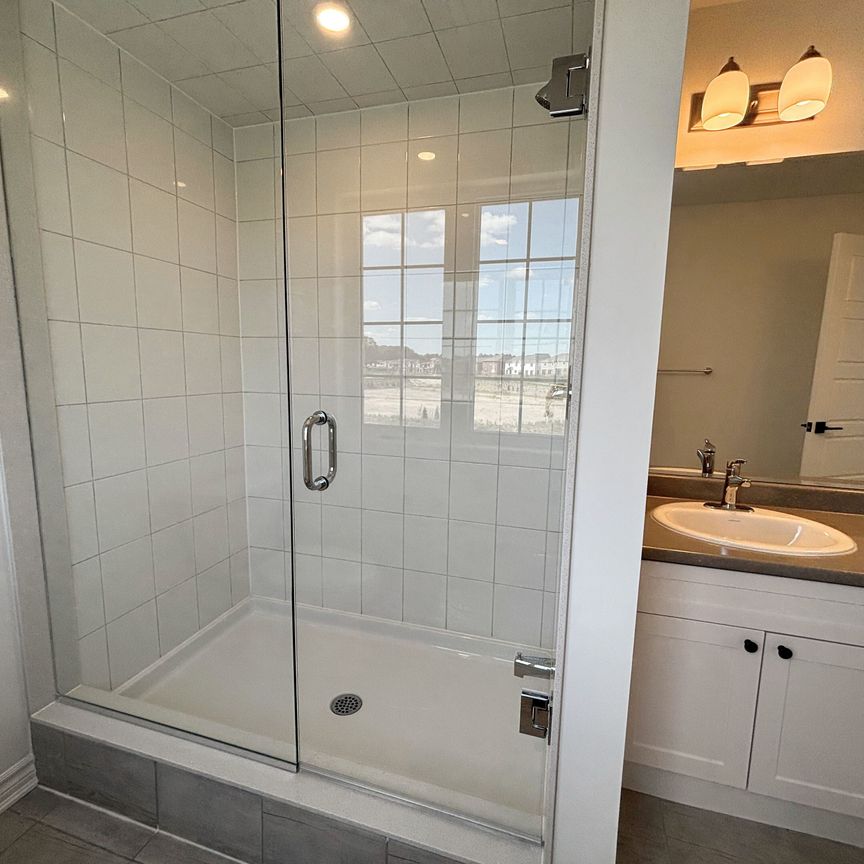 For Lease - 326 Millstone Street, Cambridge, Ontario - Photo 1