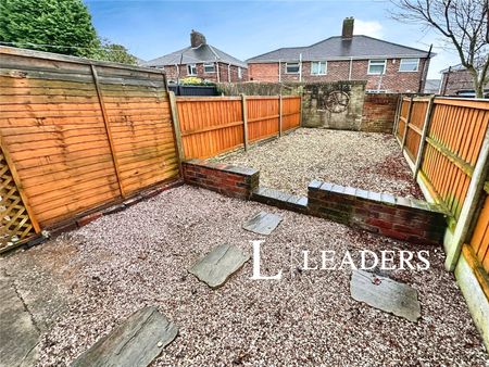 2 bedroom house to rent Oxford Road, Newcastle, Staffordshire, ST5 - Photo 5