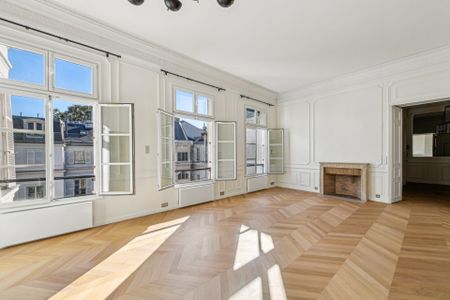 Location Appartement de luxe Paris 8 5 Pièces 155 m² - Photo 3
