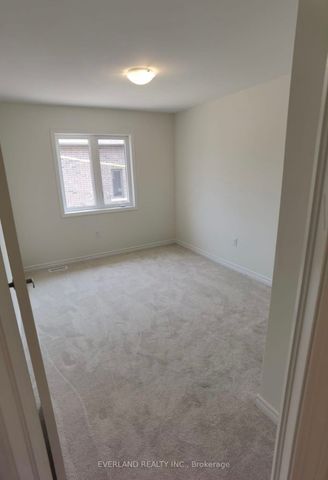 For Lease - 3305 Thunderbird Promenade, Pickering, Ontario - Photo 4