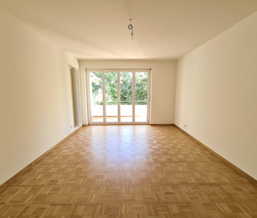 Helle und grosszügige 2-Zimmerwohnung nähe Neuweilerplatz - Photo 3