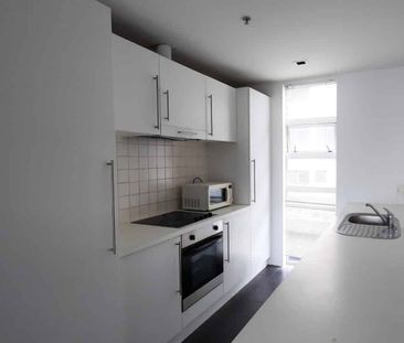 Furnished Two Bedrooms apartment in Auckland Grammar Zone - Photo 1