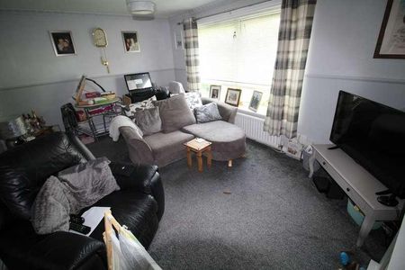 Marton Road, Middlesbrough, TS4 - Photo 5