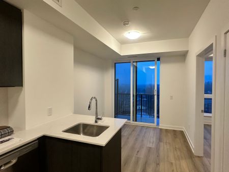 For Lease - 312 Erb Street Unit# 605, Waterloo, Ontario - Photo 4