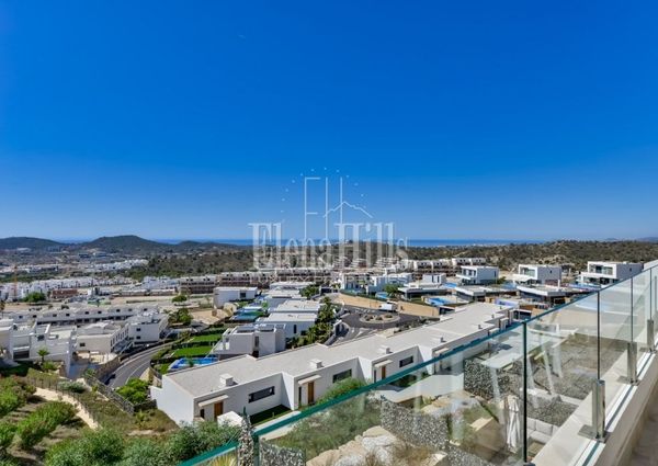 Modern duplex with sea views in Sierra Cortina, Finestrat, Benidorm, Alicante