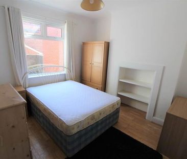 24 Strandview Street, Stranmillis, Belfast, BT9 5FF - Photo 1