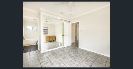 Charming 3 Bed, 2 Bath Home in Prime Smithfield Location - Photo 5