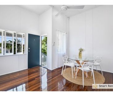 Furnished Modern Unit in a Great Location - Photo 5
