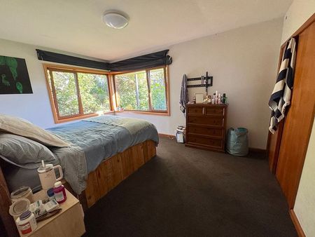 Double glazed house with many rooms & nice garden - Photo 5