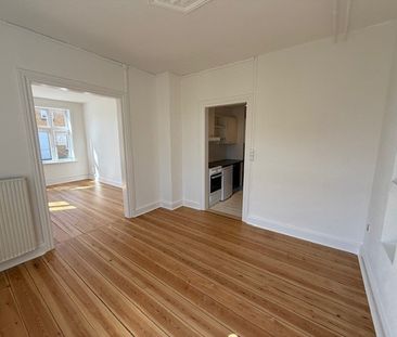 Fin 2 vær. lejlighed til leje i Kolding. 52m2. - Photo 3