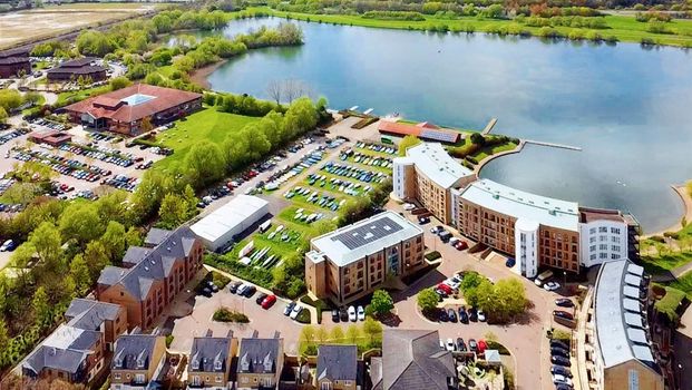 Felsted, Caldecotte Lake, Milton Keynes, MK7 - Photo 1