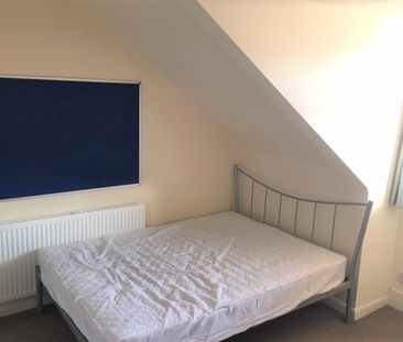 7 Leslie Road - Photo 1