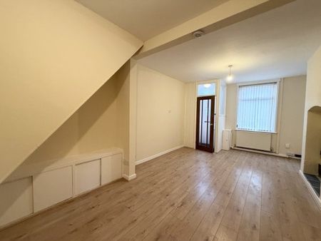 Chamberlain Street, WA10 4NJ - Photo 3