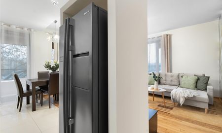 Warszawa, Mokotów, Stegny, Al. Generała Władysława Sikorskiego - Photo 3