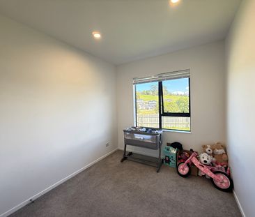 Stunning four bedroom House at Jamish Drive - Photo 5