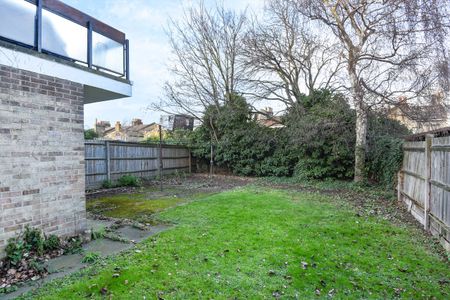 Balham New Road, Balham, SW12, London - Photo 5