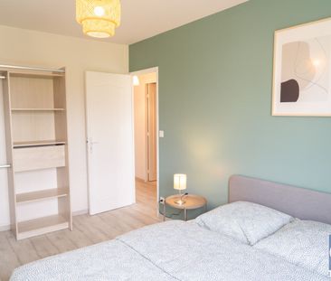 Location Appartement 5 pièces 84m² - Photo 4