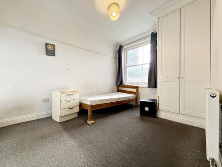 5 bedroom flat to rent - Photo 5