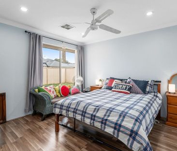 Modern & Low-Maintenance Living in Prime Byford Location - Photo 4