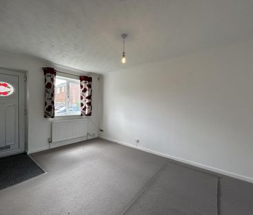 2 bedroom end of terrace house to rent - Photo 6