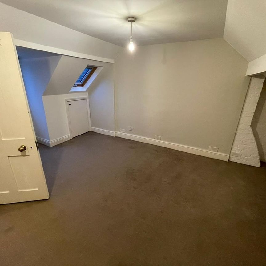 2 Bed Maisonette, Amesbury Avenue, SW2 - Photo 1