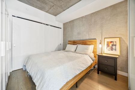 For Lease - 111 Bathurst Street Unit# 1214, Toronto, Ontario - Photo 4